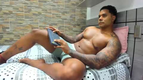 angelo_evans33 online show from 09/09/25, 01:05