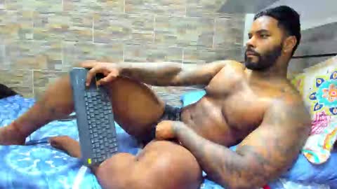 Snapshot of angelo_evans33 chatting on 03/18/26, 12:36 angelo_evans33 online show from 03/18/26, 12:36