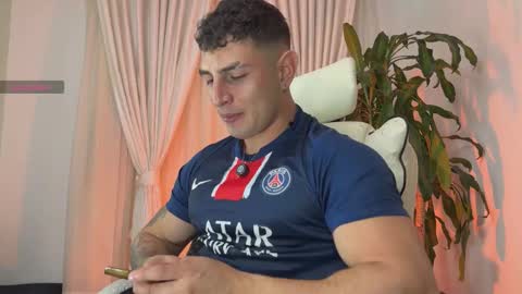 Angelo Ferro online show from 11/27/25, 04:25