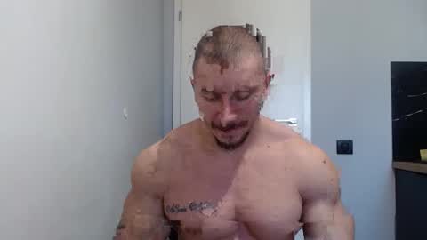  ------- SEX SHOW WITH GUYS AND GIRLS  MUSCLE SHOW online show from 01/09/25, 10:31