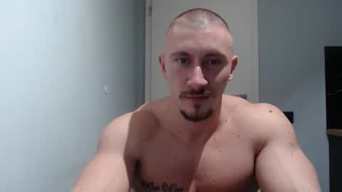  ------- SEX SHOW WITH GUYS AND GIRLS  MUSCLE SHOW online show from 01/27/25, 09:22