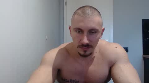  ------- SEX SHOW WITH GUYS AND GIRLS  MUSCLE SHOW online show from 01/28/25, 08:36