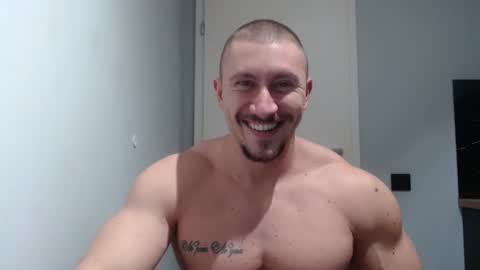  ------- SEX SHOW WITH GUYS AND GIRLS  MUSCLE SHOW online show from 02/05/25, 08:14