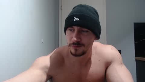  ------- SEX SHOW WITH GUYS AND GIRLS  MUSCLE SHOW online show from 02/13/25, 06:16