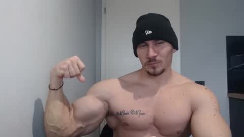  ------- SEX SHOW WITH GUYS AND GIRLS  MUSCLE SHOW online show from 02/16/25, 12:21