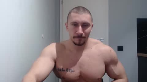  ------- SEX SHOW WITH GUYS AND GIRLS  MUSCLE SHOW online show from 02/27/25, 09:54