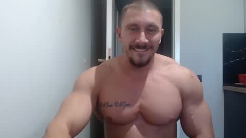  ------- SEX SHOW WITH GUYS AND GIRLS  MUSCLE SHOW online show from 09/28/25, 02:11