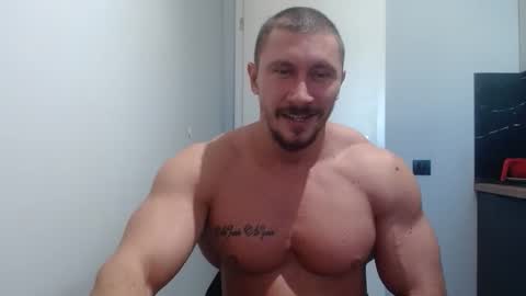  ------- SEX SHOW WITH GUYS AND GIRLS  MUSCLE SHOW online show from 10/05/25, 12:25