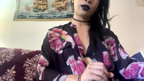Goddess Autumn Day online show from 09/10/25, 10:43