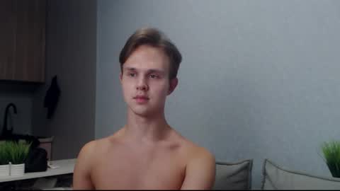 Snapshot of angelraaay chatting on 09/28/25, 07:08 Angel online show from 09/28/25, 07:08