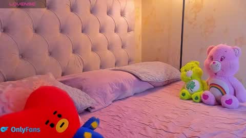 angelrose2323 online show from 10/12/25, 05:06