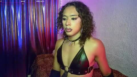 Snapshot of angelsdustxxx chatting on 06/03/26, 06:05 online show from 06/03/26, 06:05