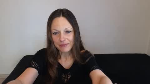 Giulia online show from 06/07/26, 11:47