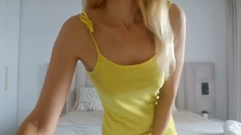 Alesia online show from 06/22/26, 06:54