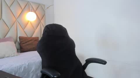 ANGIE online show from 07/28/26, 02:13