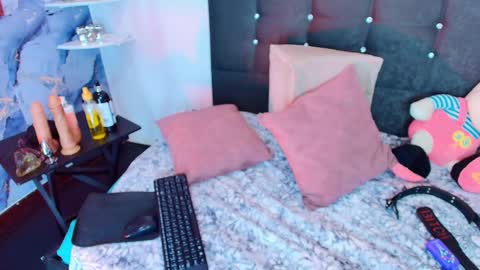 ANGEL online show from 09/25/25, 03:05