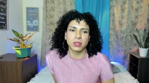 angelwhitte online show from 12/17/25, 05:46
