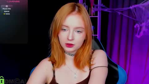 Snapshot of angelwise chatting on 10/27/25, 02:59 angelwise online show from 10/27/25, 02:59