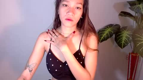 Snapshot of angelyn_slim chatting on 01/15/26, 01:54 angelyn_slim online show from 01/15/26, 01:54