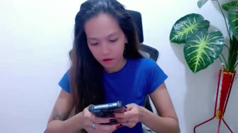 Snapshot of angelyn_slim chatting on 02/15/26, 05:20 angelyn_slim online show from 02/15/26, 05:20
