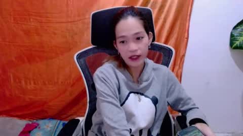 angelyn_slim online show from 07/23/26, 12:03