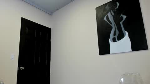 AngelynaW online show from 10/01/25, 10:16