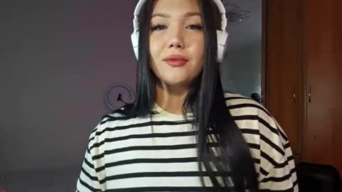 Mira online show from 09/22/25, 04:36