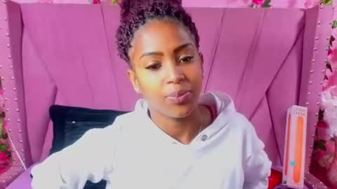 Anyega online show from 07/27/26, 12:23
