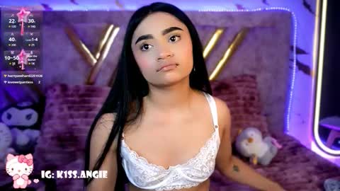 Snapshot of angie_boo_ chatting on 10/25/25, 12:29 Angie online show from 10/25/25, 12:29