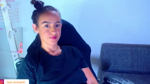 IG angie dreamgirl01 online show from 02/25/26, 10:30