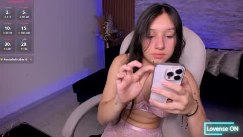 angie_smith_x online show from 06/04/26, 11:05