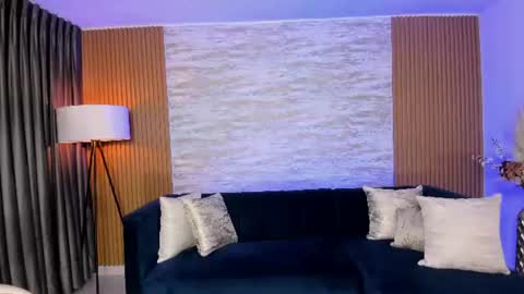 angie_smith_x online show from 07/23/26, 11:08