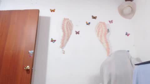 Snapshot of angie_tssex chatting on 03/07/25, 12:45 ints marianaroldan945 online show from 03/07/25, 12:45