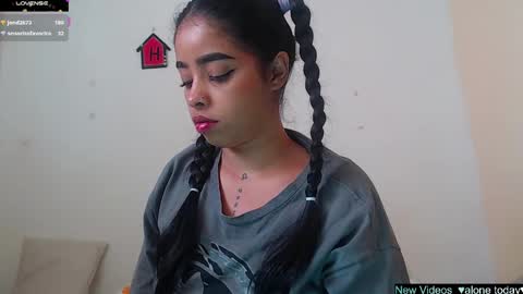 Snapshot of angielee01 chatting on 01/17/25, 01:46 Angie y Andres online show from 01/17/25, 01:46