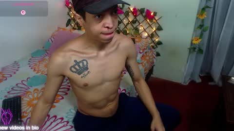 Snapshot of angielee01 chatting on 10/03/25, 09:17 Angie y Andres online show from 10/03/25, 09:17