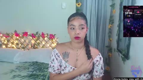 Snapshot of angielee01 chatting on 11/14/25, 11:20 Angie y Andres online show from 11/14/25, 11:20