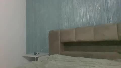 Snapshot of angiemilly chatting on 09/28/25, 07:41 angiemilly online show from 09/28/25, 07:41