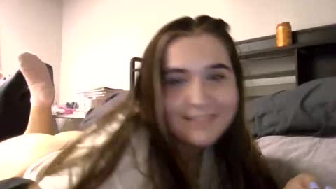 Snapshot of angilina007 chatting on 06/04/26, 04:29 angilina007 online show from 06/04/26, 04:29