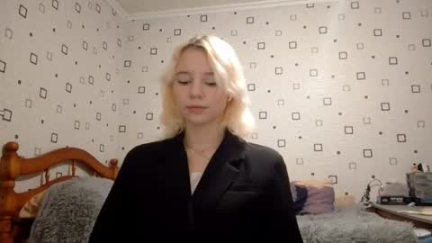 Snapshot of anglauntiedt chatting on 12/05/25, 02:14 Sofa online show from 12/05/25, 02:14