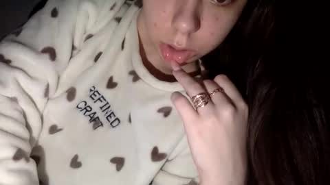 Snapshot of angle_cute05 chatting on 03/05/26, 08:16 Angel Cute online show from 03/05/26, 08:16