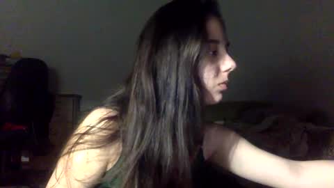 Snapshot of angle_cute05 chatting on 04/13/26, 09:53 Angel Cute online show from 04/13/26, 09:53