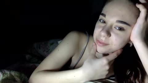 Snapshot of angle_cute05 chatting on 04/24/26, 09:06 Angel Cute online show from 04/24/26, 09:06