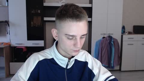 Snapshot of angryzan chatting on 01/10/25, 11:43 vodka online show from 01/10/25, 11:43