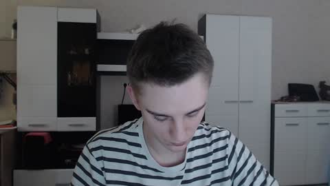 Snapshot of angryzan chatting on 02/06/25, 10:37 vodka online show from 02/06/25, 10:37
