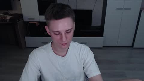 Snapshot of angryzan chatting on 10/17/25, 04:48 vodka online show from 10/17/25, 04:48