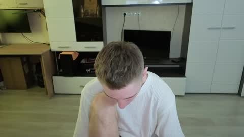 Snapshot of angryzan chatting on 04/14/26, 07:47 vodka online show from 04/14/26, 07:47