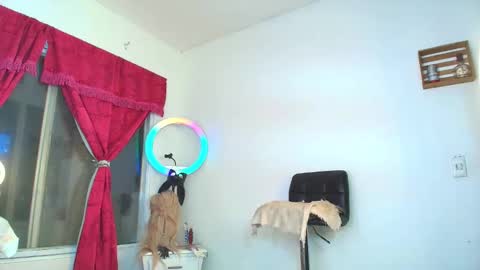 Snapshot of angye_hot chatting on 10/12/25, 10:58 Jovana Michell online show from 10/12/25, 10:58