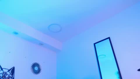 anhonymus online show from 09/27/25, 04:45