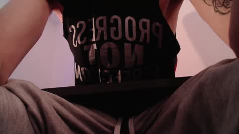 anhonymus online show from 09/30/25, 04:45