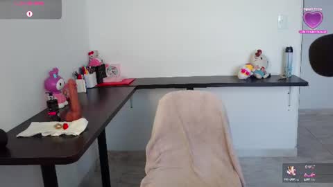 Ania online show from 07/10/26, 10:01